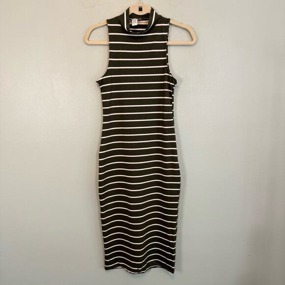 Capella Dresses & Skirts - Capella Women's Sleeveless Mockneck Midi Green and White Bodycon Dress Size L